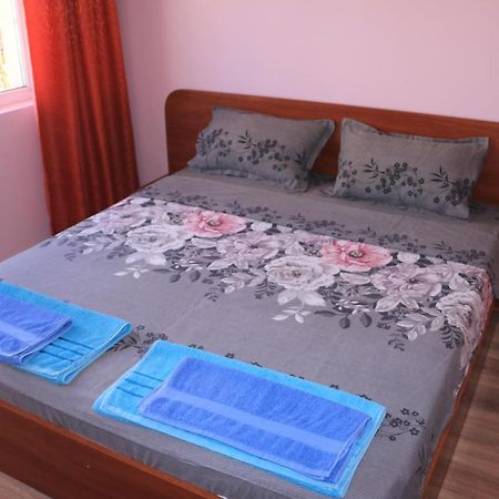City Stay In Varna Buitenkant foto