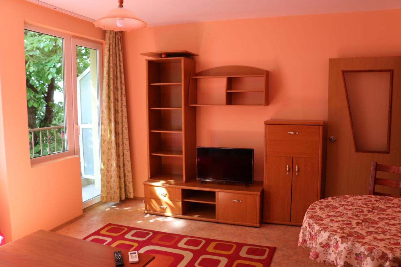 City Stay In Varna Buitenkant foto