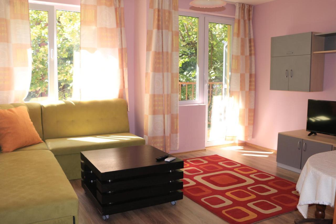 City Stay In Varna Buitenkant foto