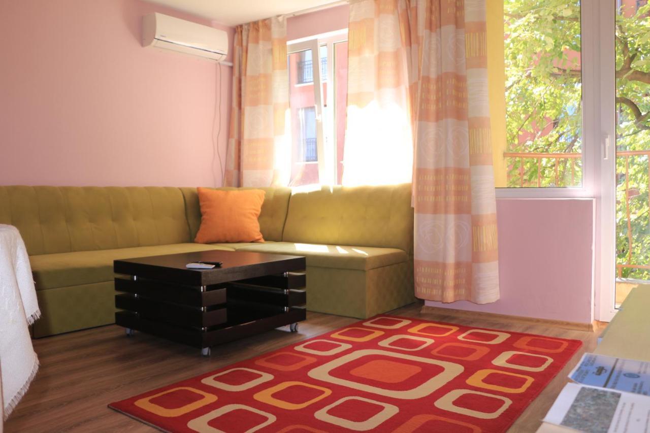 City Stay In Varna Buitenkant foto