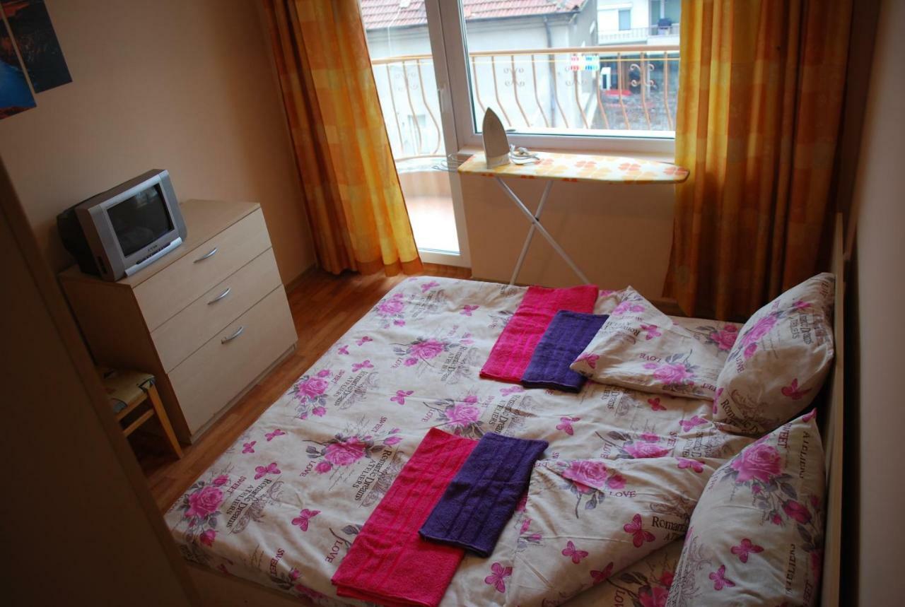City Stay In Varna Buitenkant foto