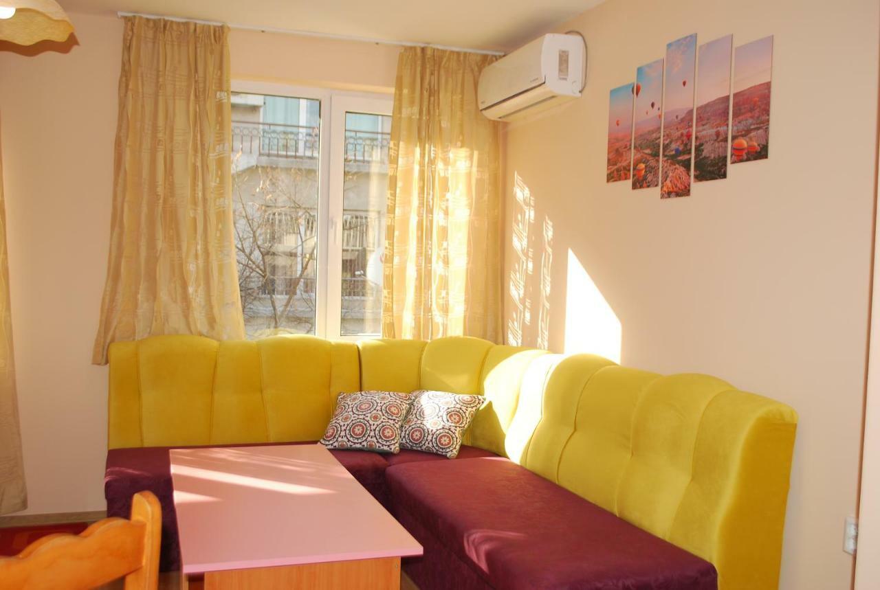 City Stay In Varna Buitenkant foto