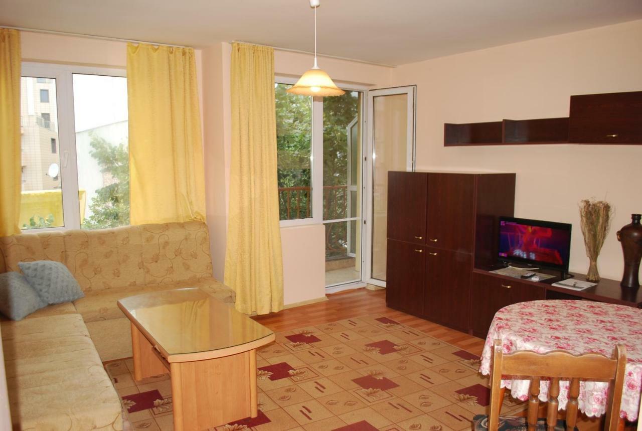 City Stay In Varna Buitenkant foto