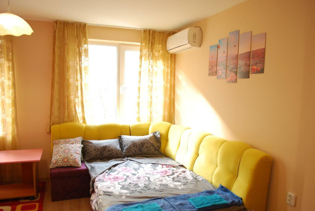 City Stay In Varna Buitenkant foto